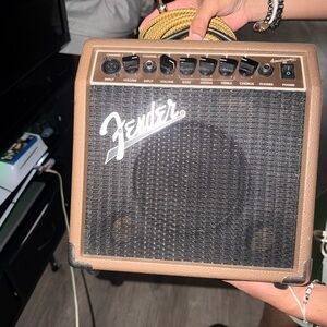 Fender Brown and Black Portable Acoustic Guitar Amplifier
